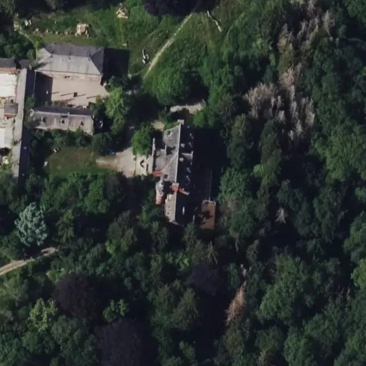 Verlaten Chateau